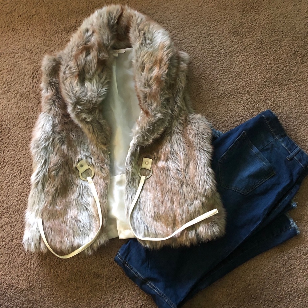 Faux fur vest